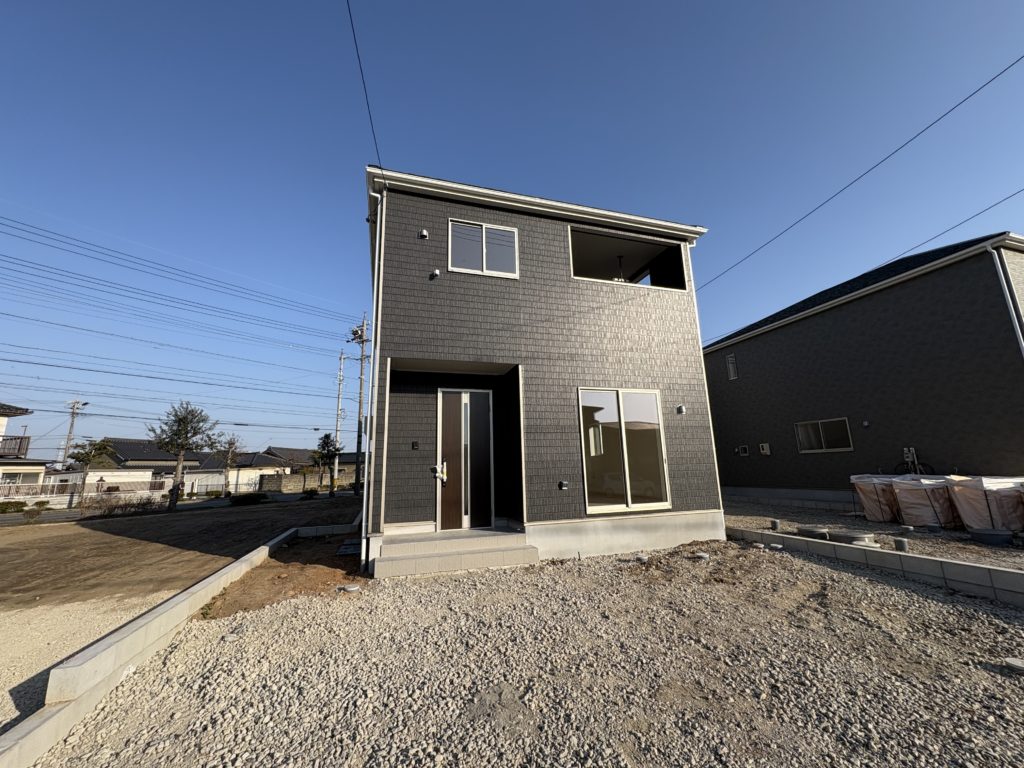 【２号棟　外観】